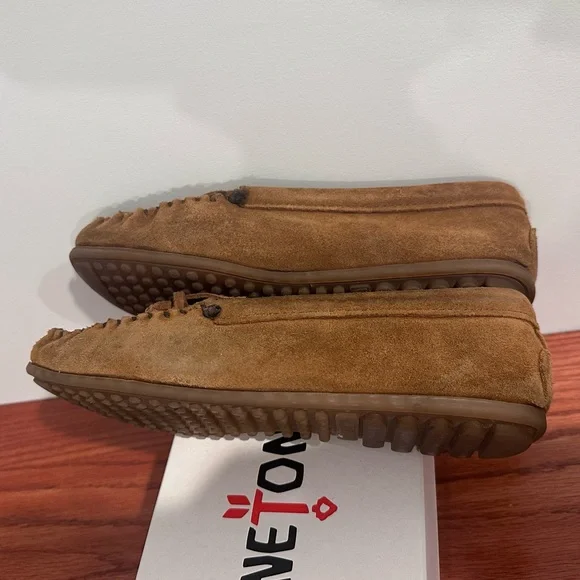 Minnetonka Moccasin Leather Kilty Moccs GUC - Picture 9 of 10